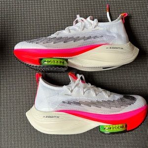 Nike Air Zoom AlphaFly Next% (NEW), Men’s 9.5